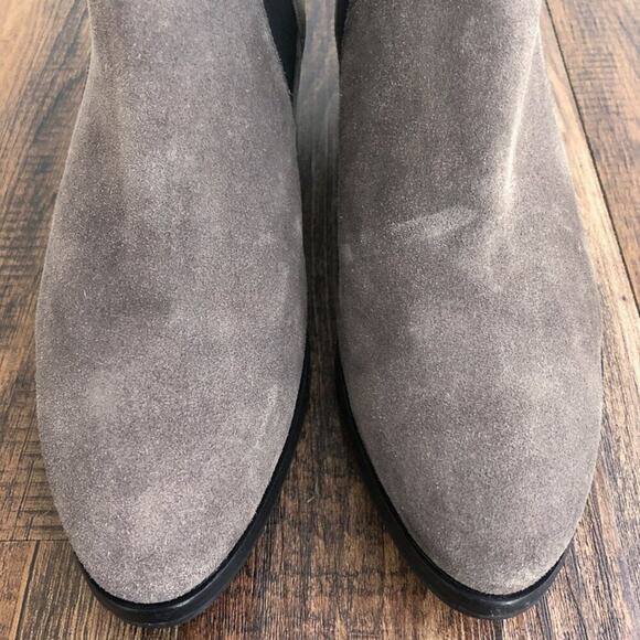 Aquatalia Suede Ankle Bootie Almond Toe Fionna Leather Made in Italy Size 7 Gray - Picture 4 of 16